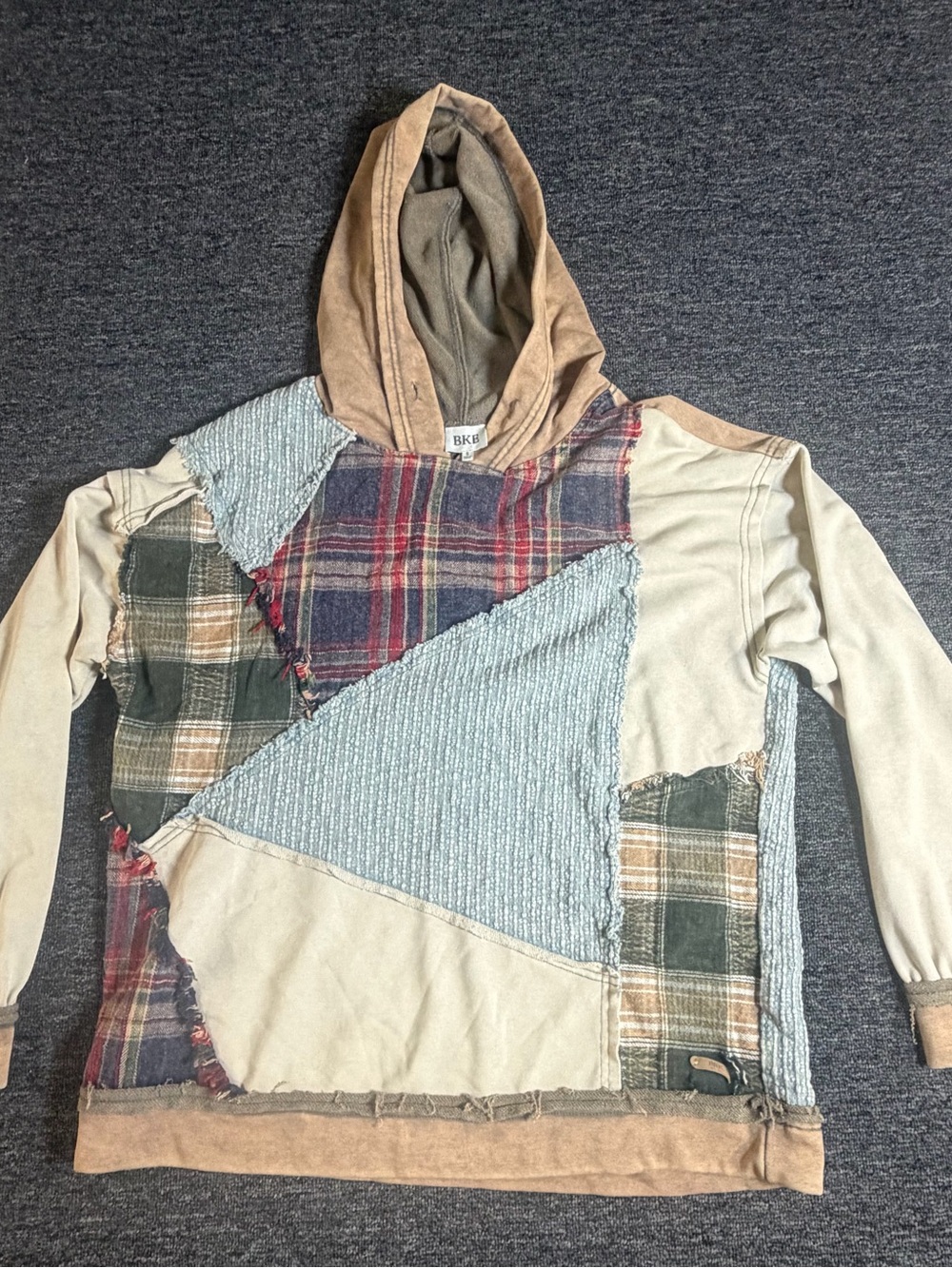 BKE Women's Pieced Plaid Hooded Pullover